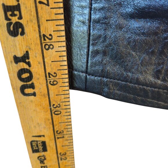 ST. JOHN Collection Shiny Gray Genuine Leather Pants Size 4 - Picture 9 of 10